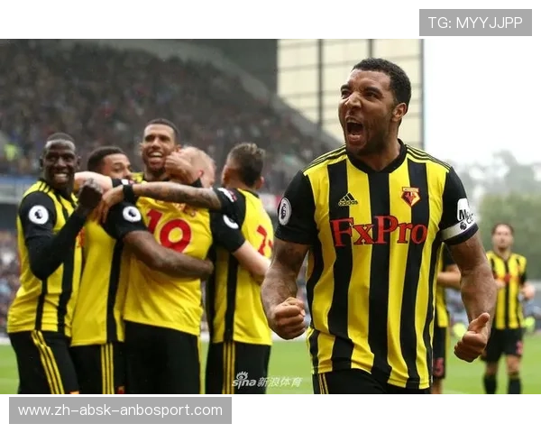 英超球队胸钱广告：探讨英超球队胸前广告的商业价值与发展